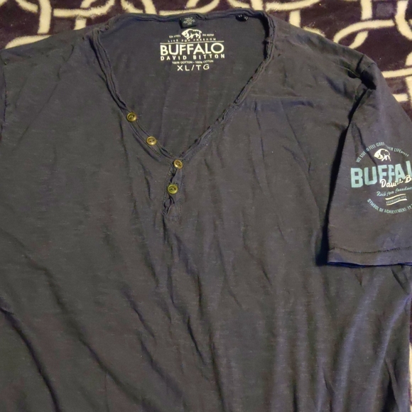 T-shirts - Picture 5 of 9